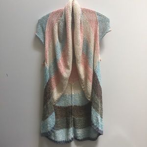 🌿 PRETTY Cabi sweater cardigan vest pink blue off white tan cream boho bohemian